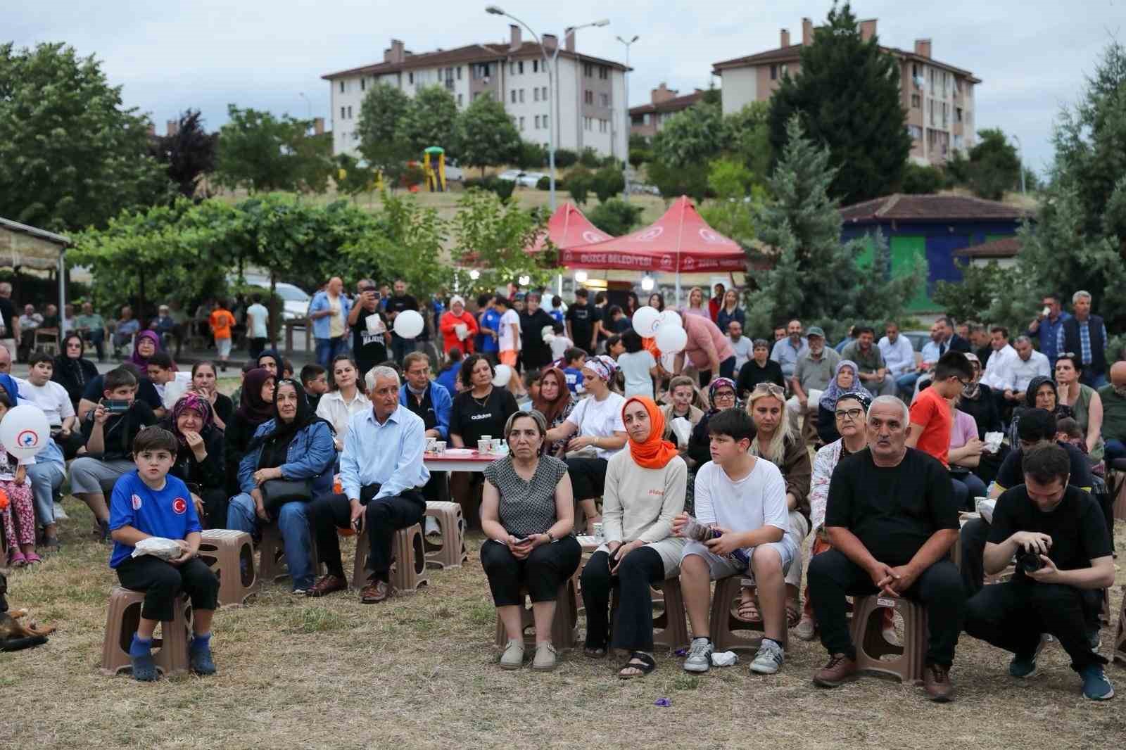 Başkan Özlü, halk buluşmalarına devam ediyor 