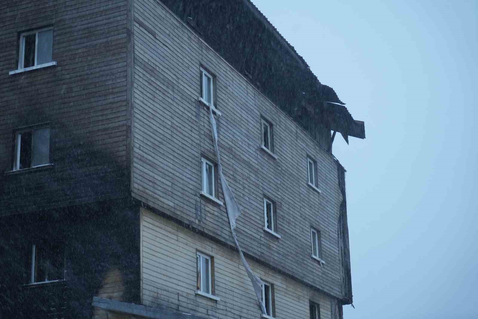 Otel yangınında mahsur kalan 19 yaşındaki kız: 