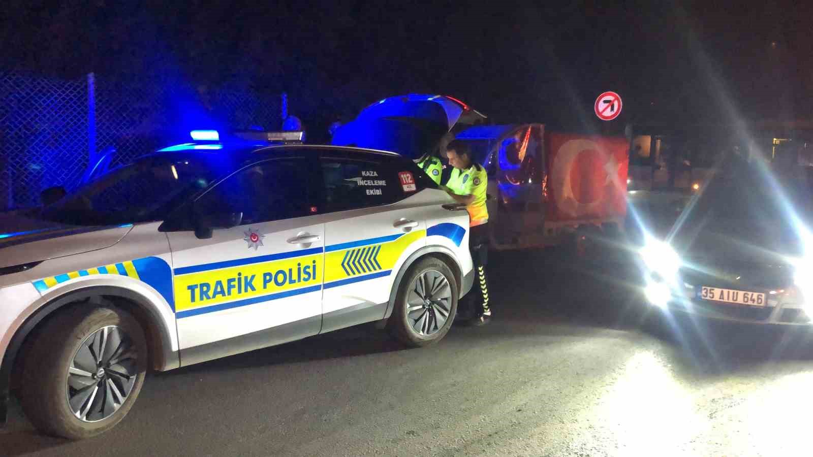 Yolun karşısına geçmek isteyen kadına ters yönden gelen plakasız araç çarptı 