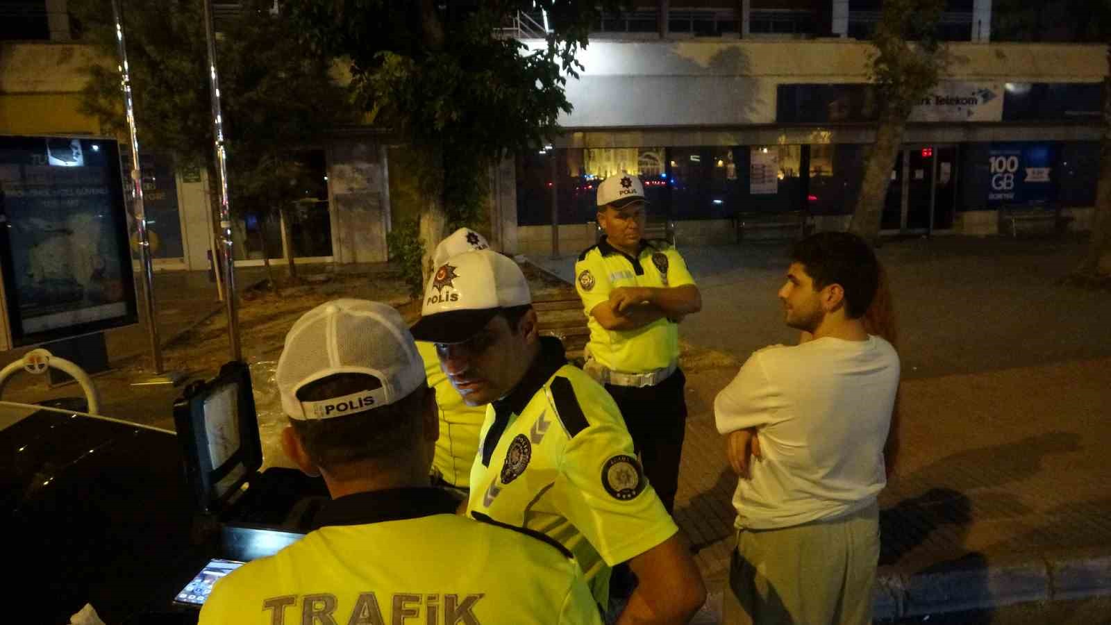Adana’da alkol ve ışık donanımı uygulaması: 98 kişiye 596 bin 659 TL ceza 