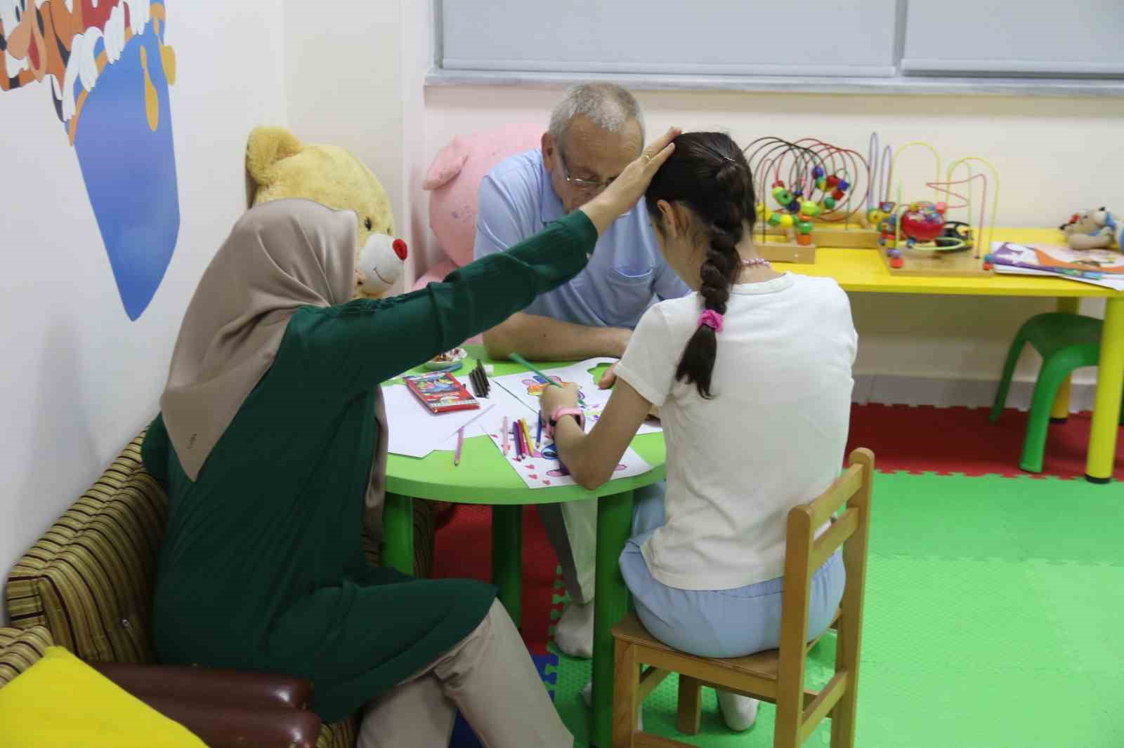 Koruyucu Ailesi oldukları çocuk sonradan ‘özel’ olduğu anlaşıldı, 