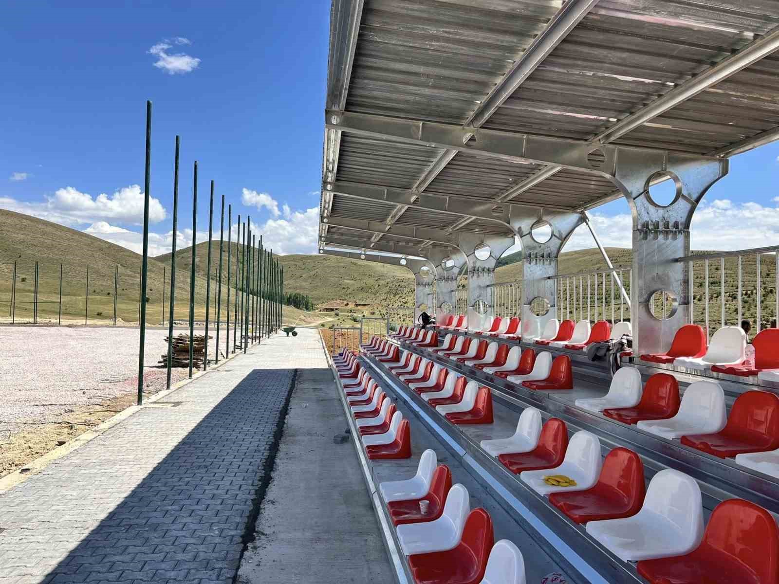 Arpalı futbol sahasında sona gelindi 