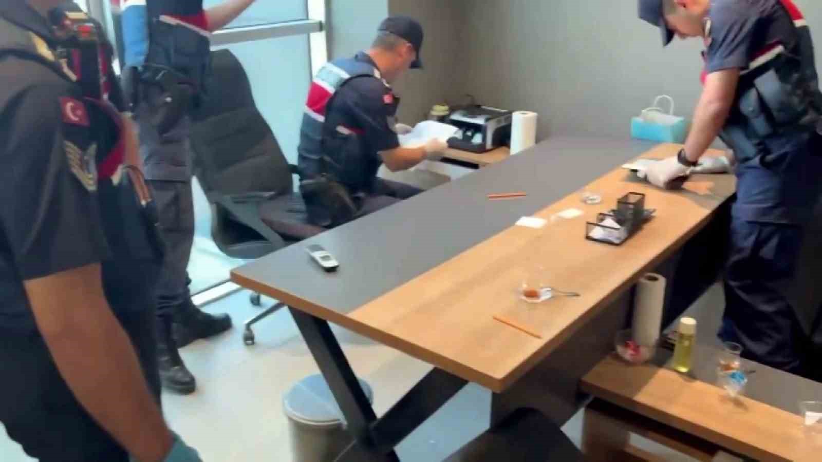 150 milyon TL’lik vurgun yapmışlardı: Dev dolandırıcılık çetesine operasyon anı kamerada 