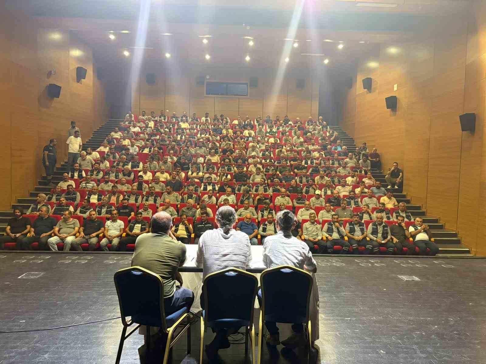 İlaçlama faaliyetleri değerlendirme toplantısı gerçekleştirildi 