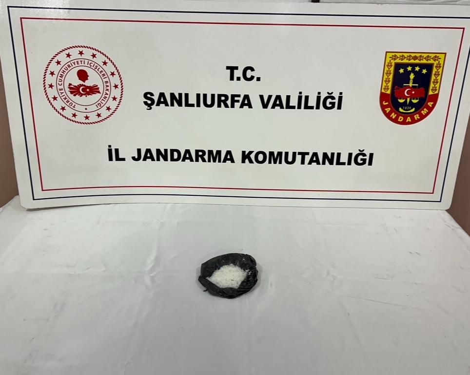 Şanlıurfa’da jandarmadan uyuşturucu operasyonu 