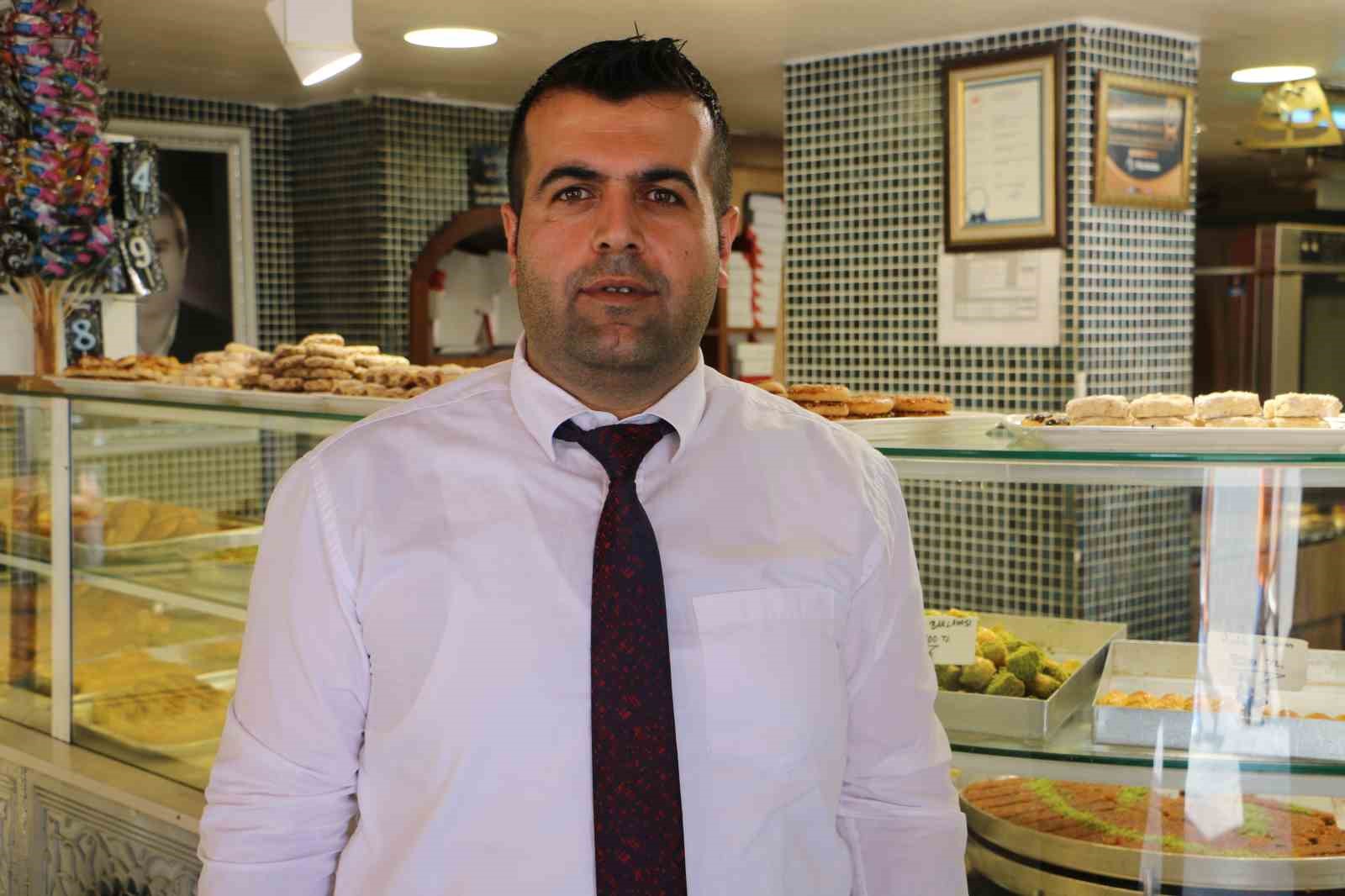 Terör örgütü PKK’nın silah bırakmasının ardından Diyarbakır ve Güneydoğu’da bayram havası 