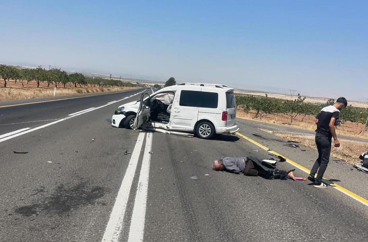 Şanlıurfa’da trafik kazası: 1’i ağır, 2 yaralı