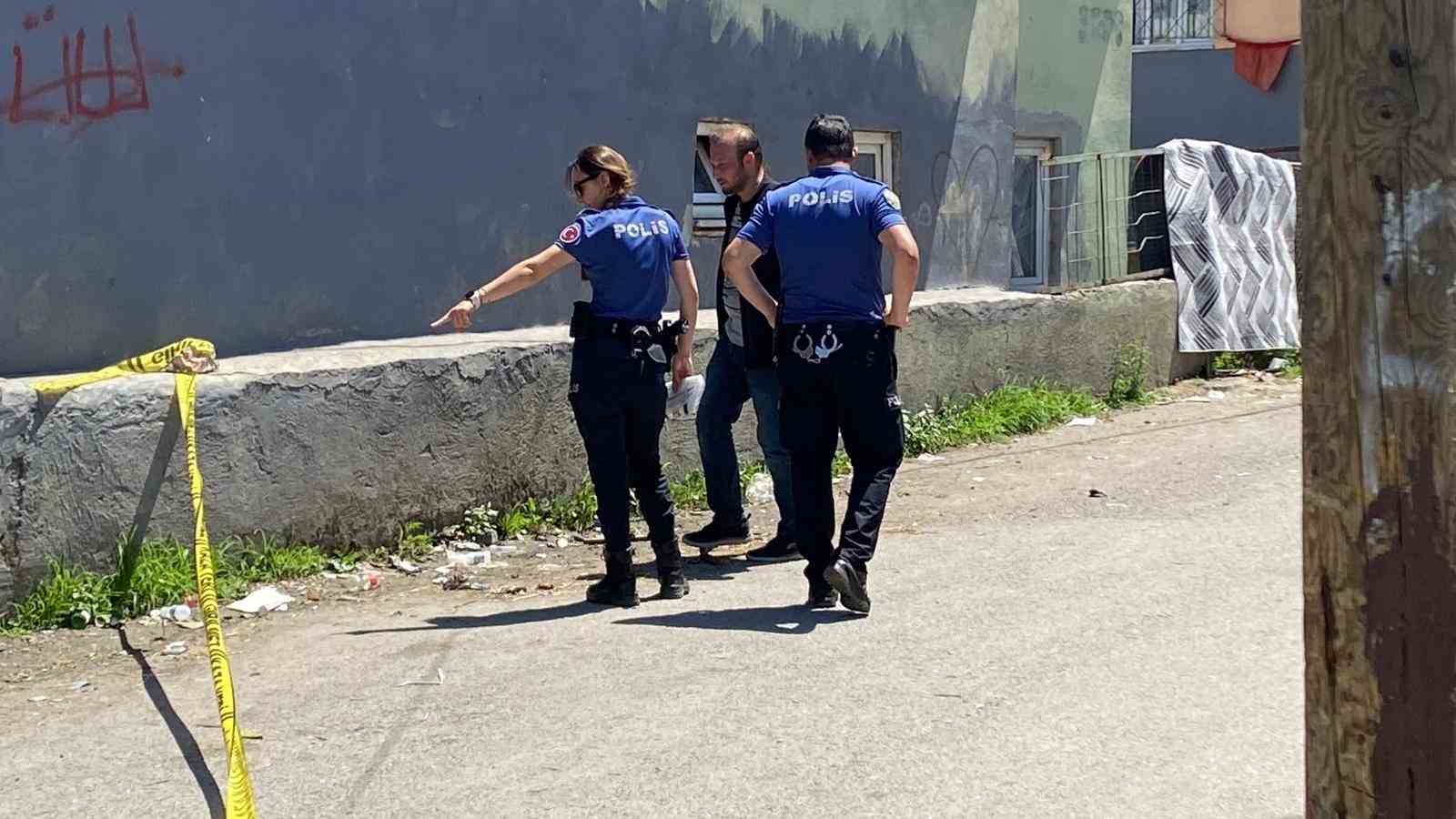 Av tüfeğiyle sokakta dehşet saçtı: 2 yaralı 