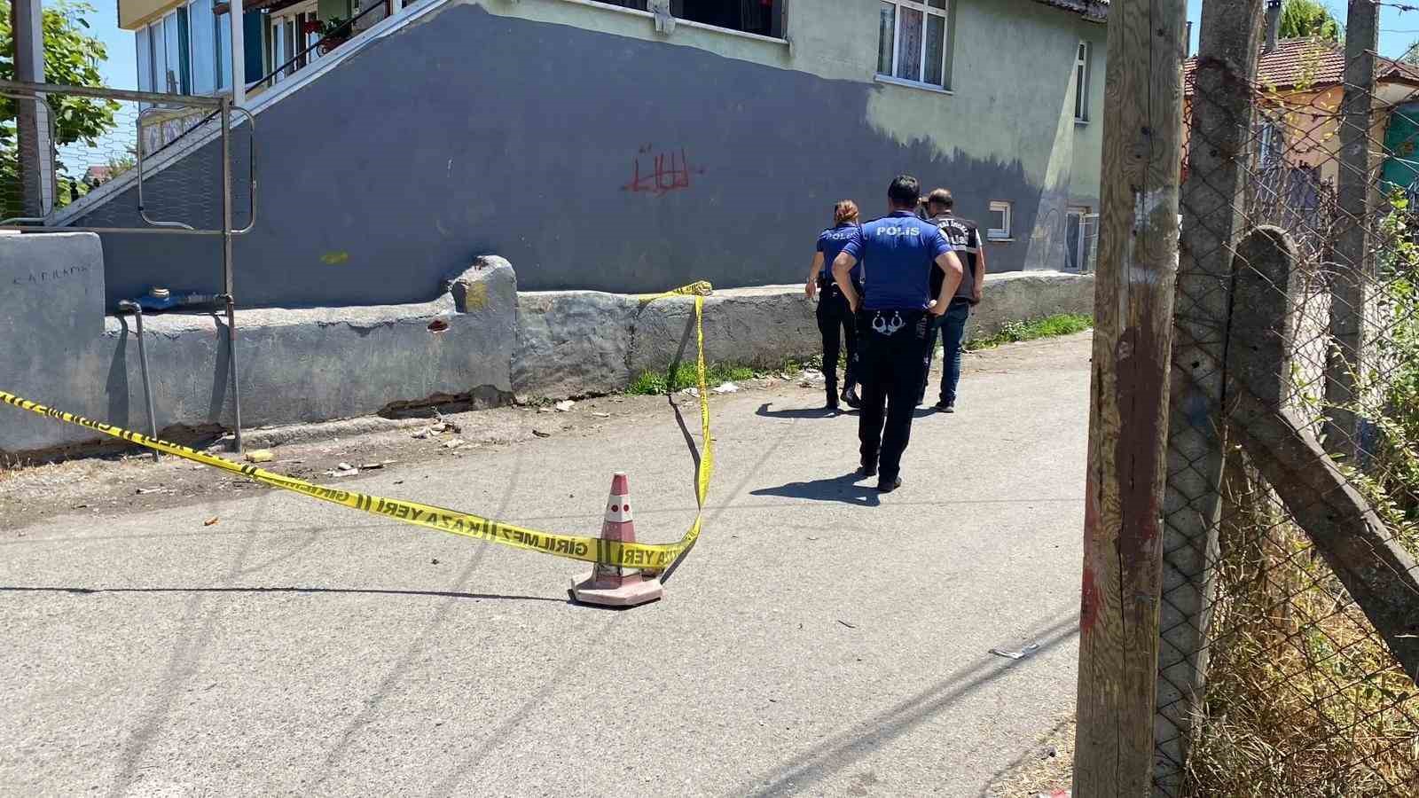 Av tüfeğiyle sokakta dehşet saçtı: 2 yaralı 