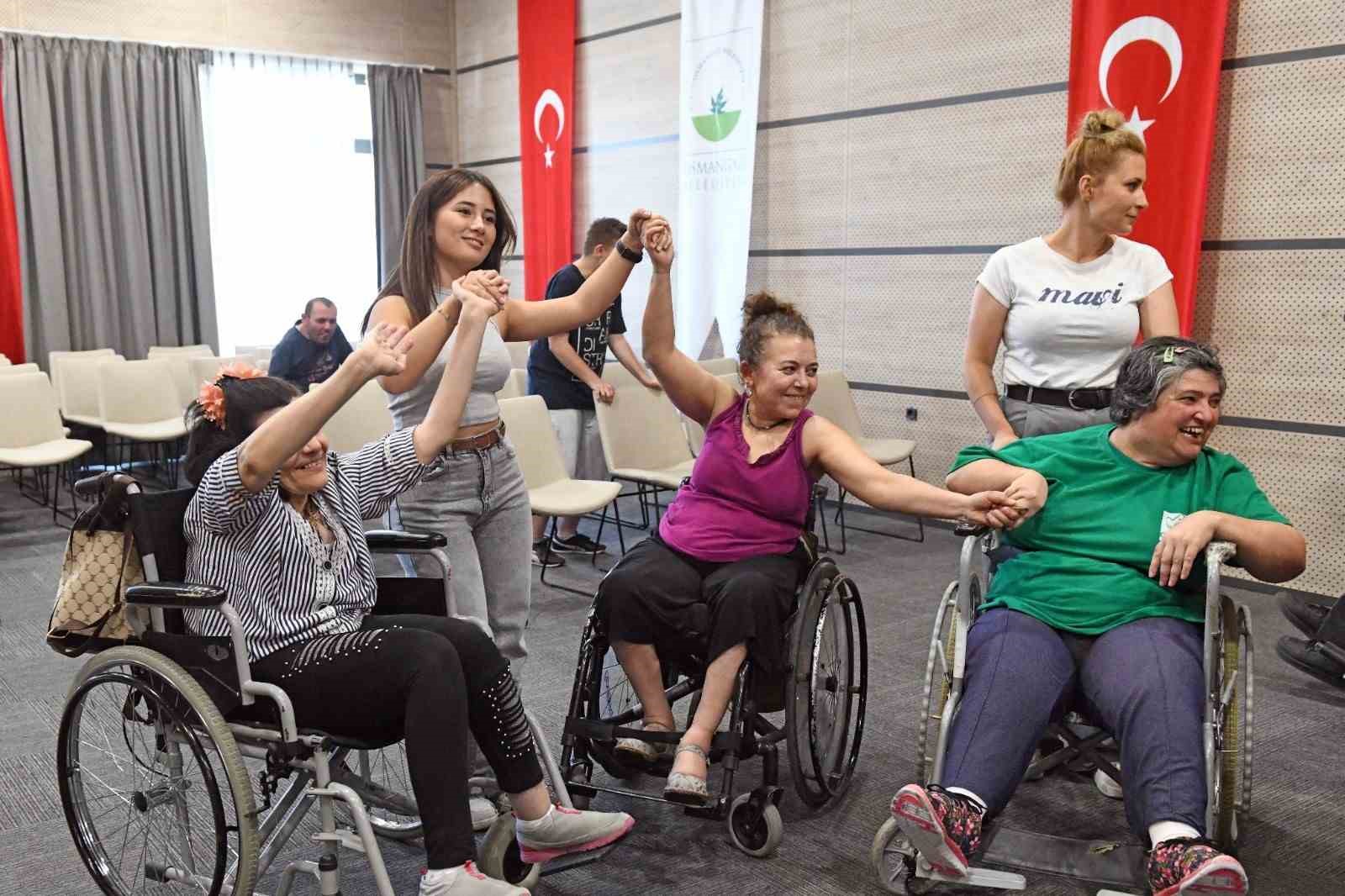OBAM’da özel bireyler sanat ve müzikle buluştu 