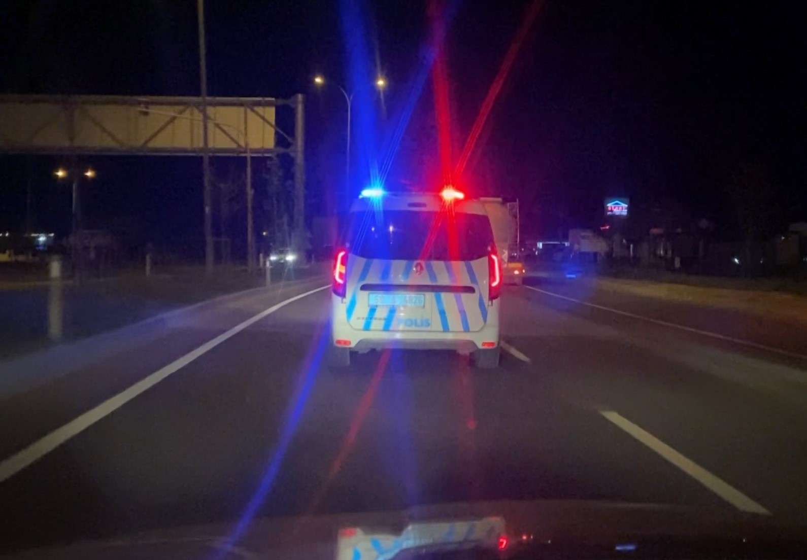 Polisin 