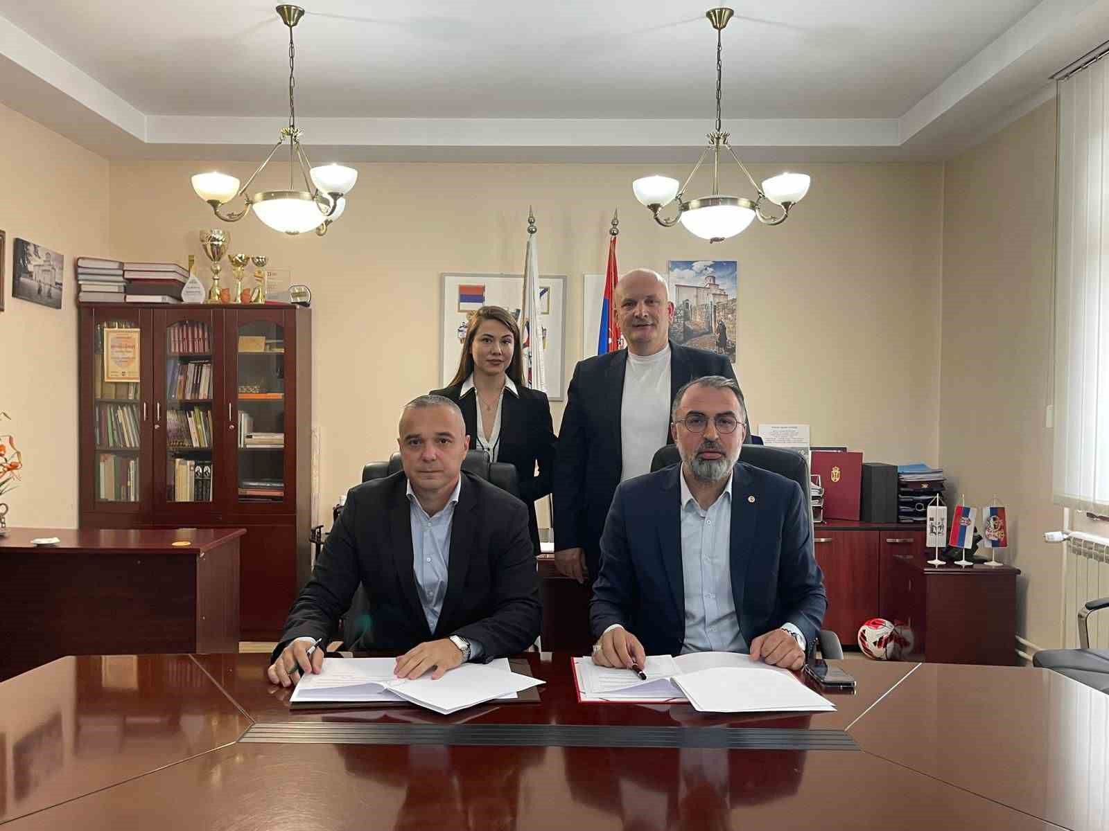 Uludağ’dan Sırbistan’a ahududu üretiminde uluslararası işbirliği adımı 