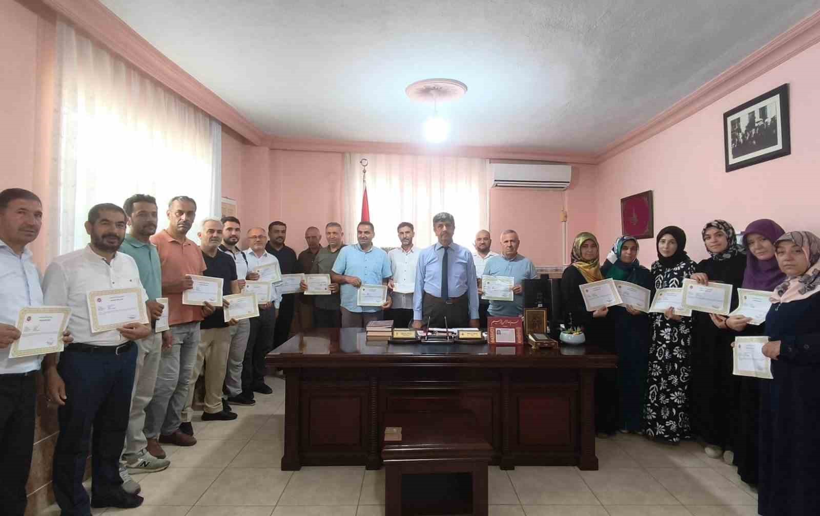 Anamur’da müftülük personeline başarı belgesi 