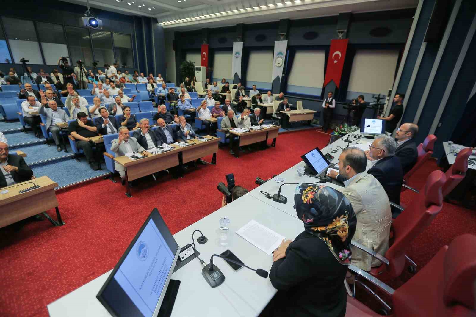 Büyükşehir Meclisi’nden 91 maddeyle Kayseri’ye hizmet ve eser yağmuru 