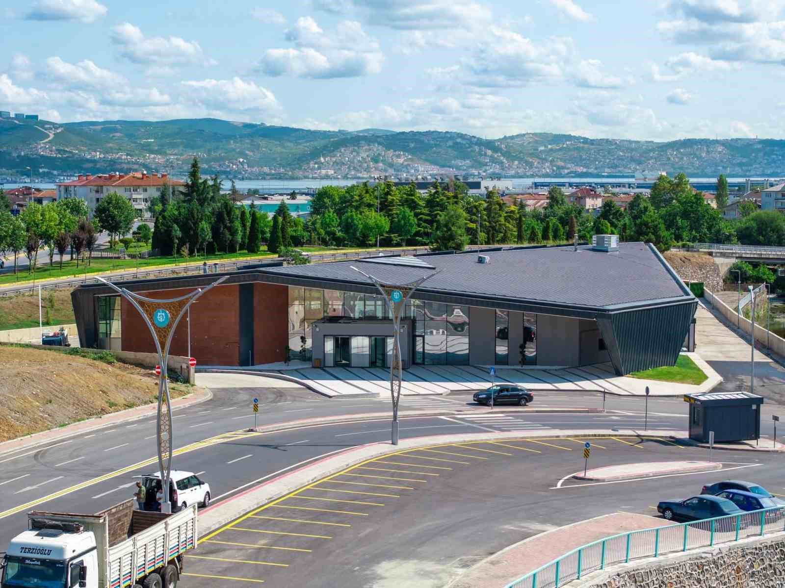 Gölcük Otobüs Terminali bu gece hizmete giriyor 