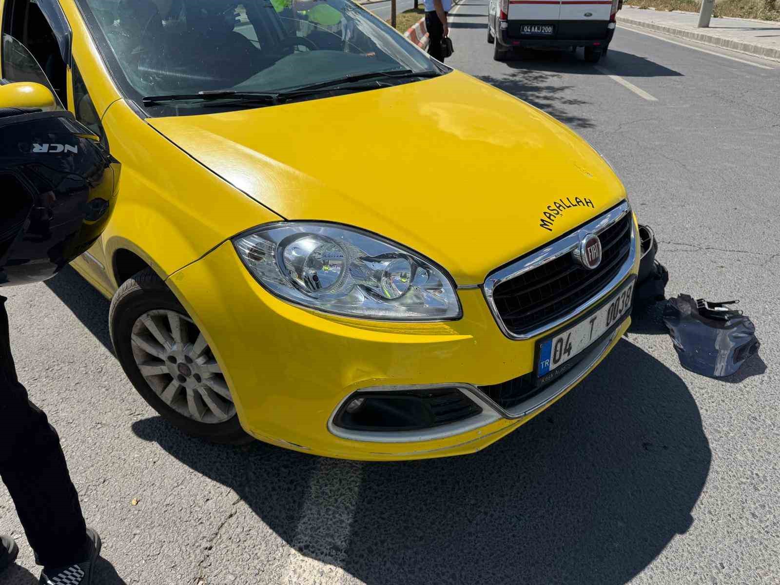 Ağrı’da trafik kazası: Karı koca hayatını kaybetti 