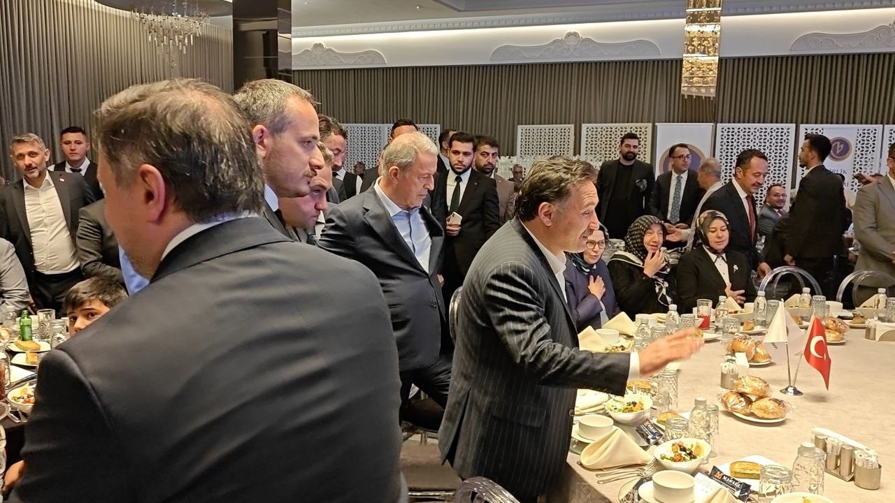 Hulusi Akar: 