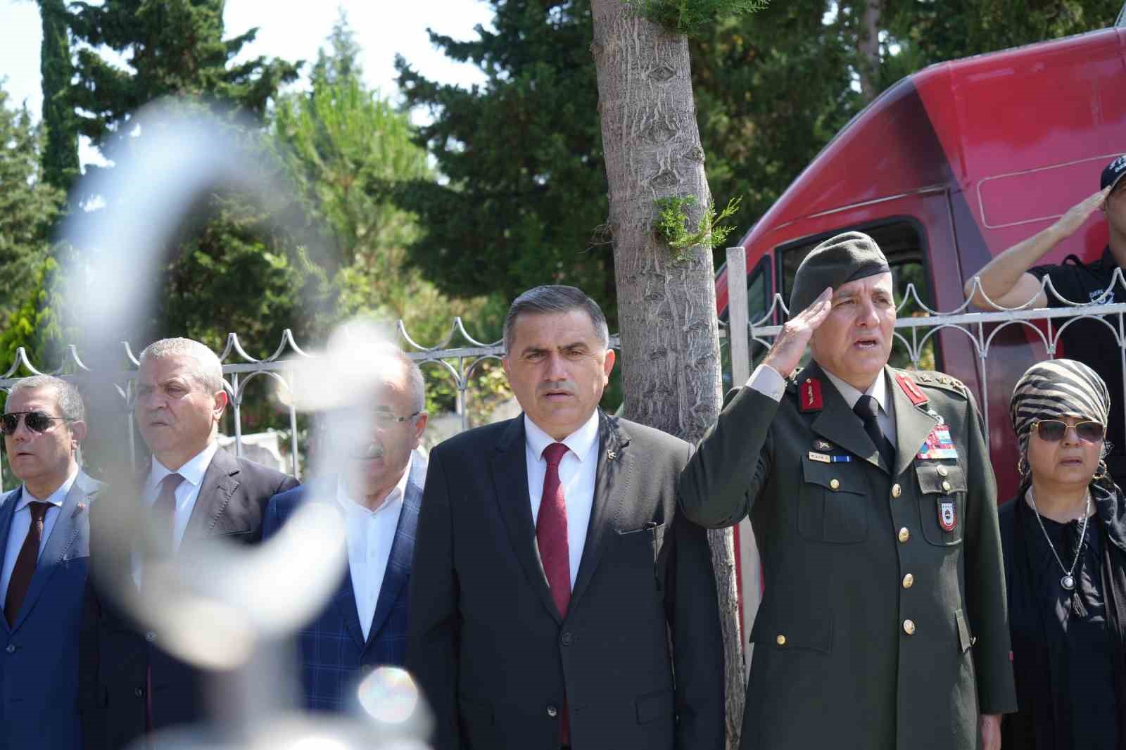 15 temmuz, Samsun’da şehitlikte anıldı 