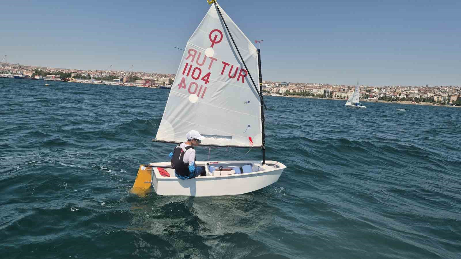 Tekirdağ’da 15 Temmuz Demokrasi ve Milli Birlik Günü yelken yarışları 
