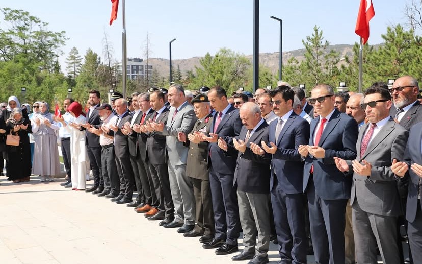 Çankırı’da ‘15 Temmuz Demokrasi ve Milli Birlik Günü’nde şehitler anıldı 