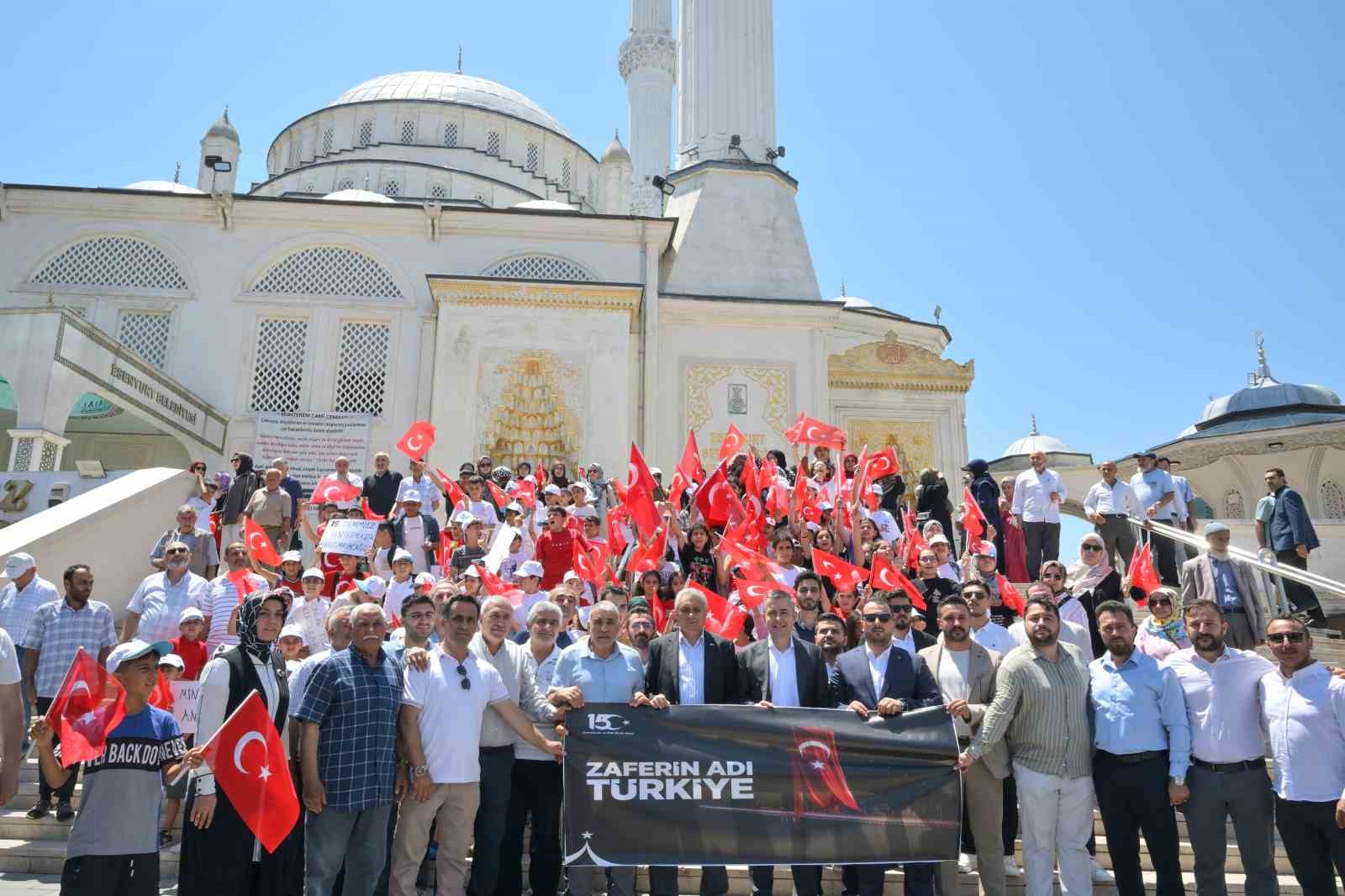 Esenyurt’ta 15 Temmuz şehitleri dualarla anıldı 
