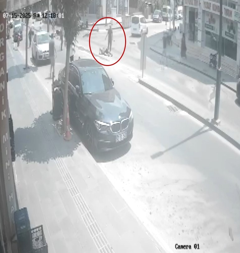 Serik’te motosiklet ile bisiklet çarpıştı: 2 kişi yaralandı 