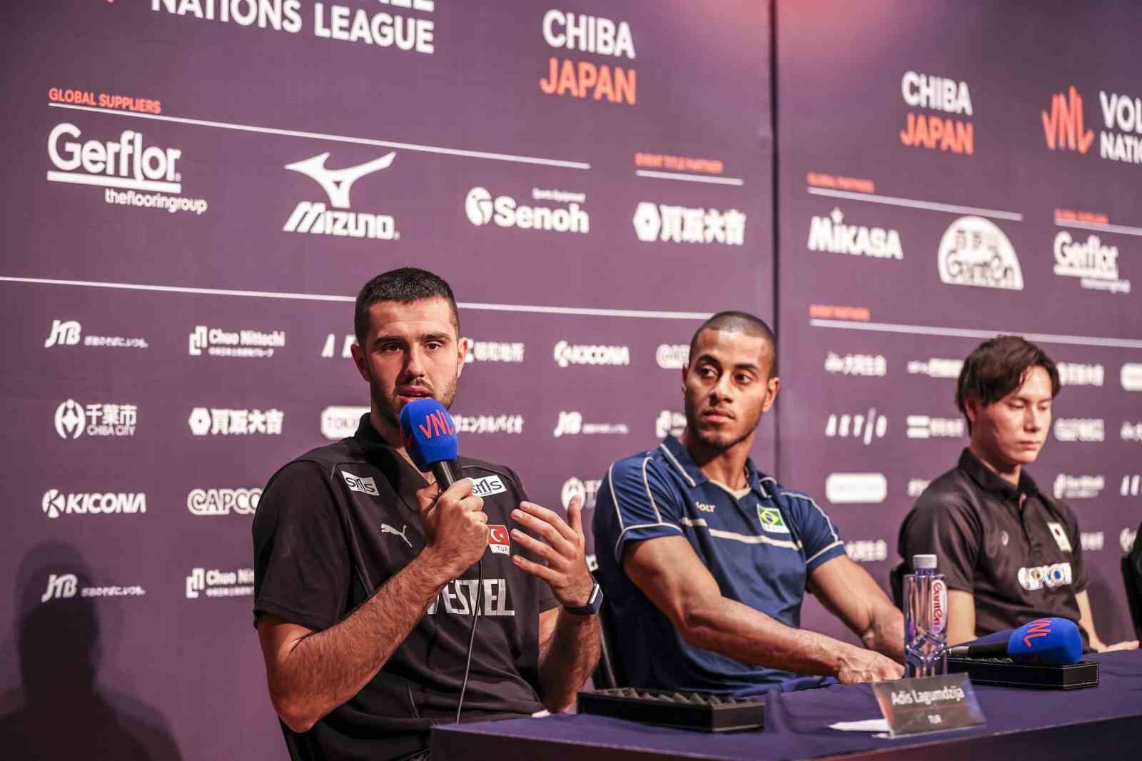 VNL Chiba etabının basın toplantısı yapıldı 