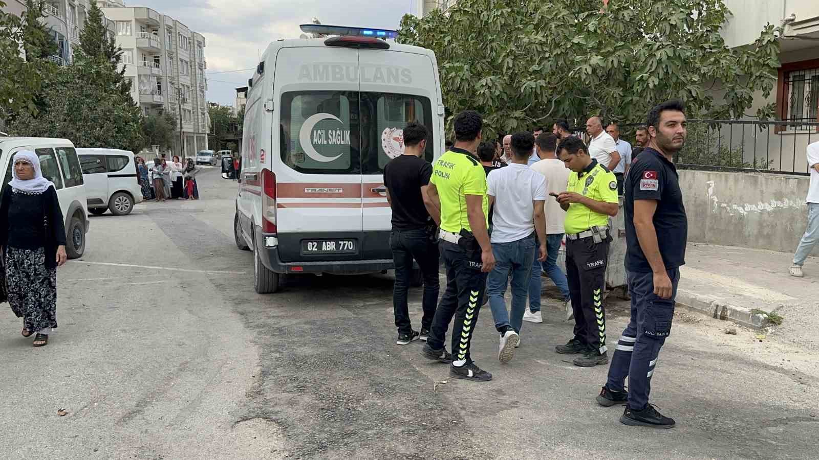 Akrabalar arasındaki kavga hastanede bitti: 2 yaralı 