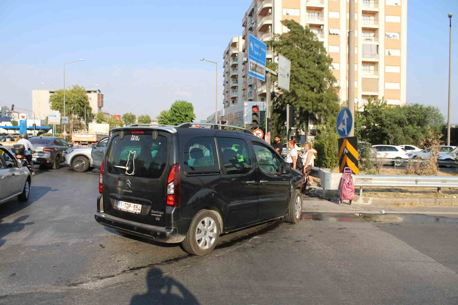 Kırmızı ışık ihlali kaza getirdi: 1 yaralı 