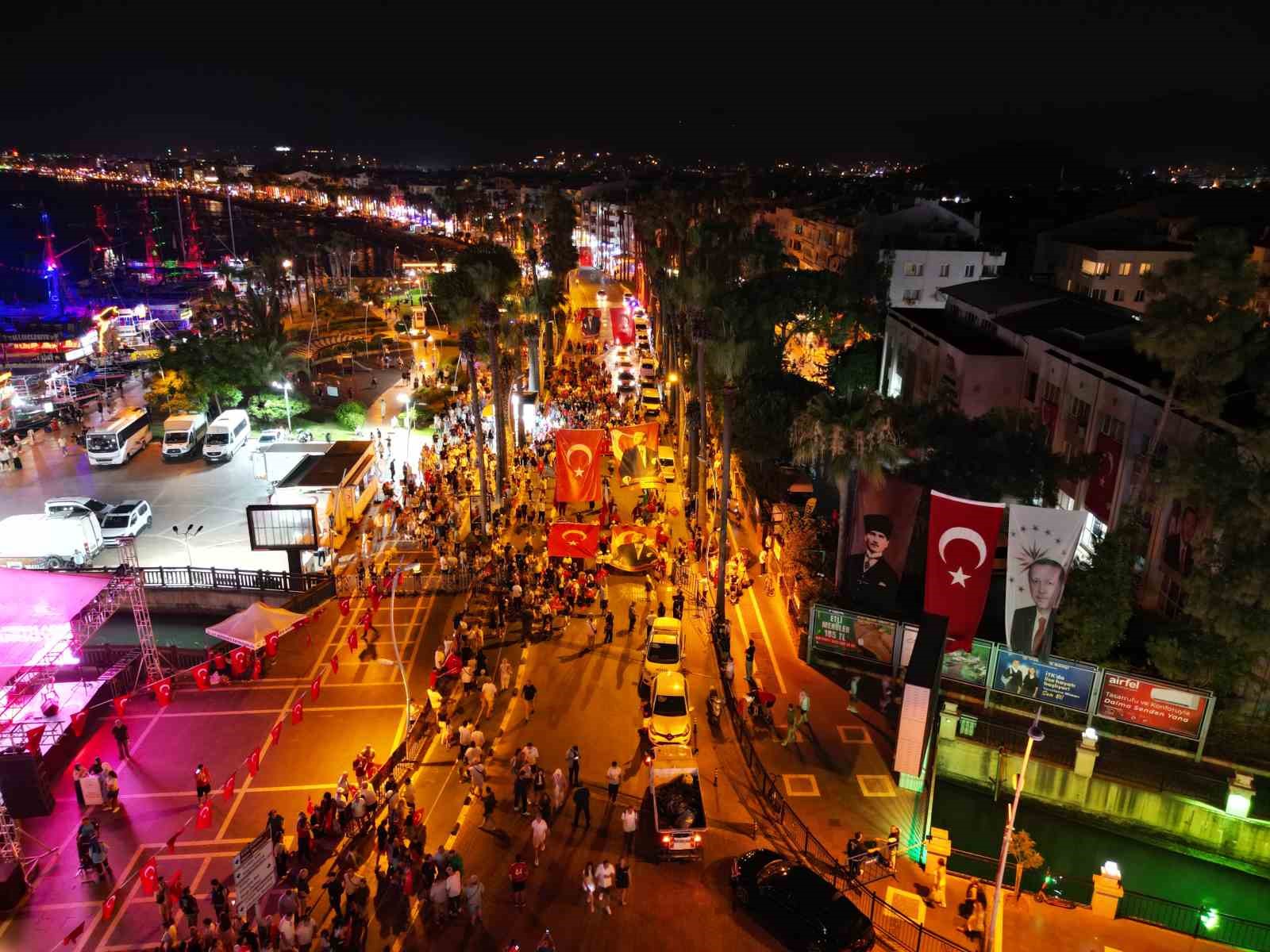 15 Temmuz Marmaris’te çeşitli etkinliklerle anıldı 