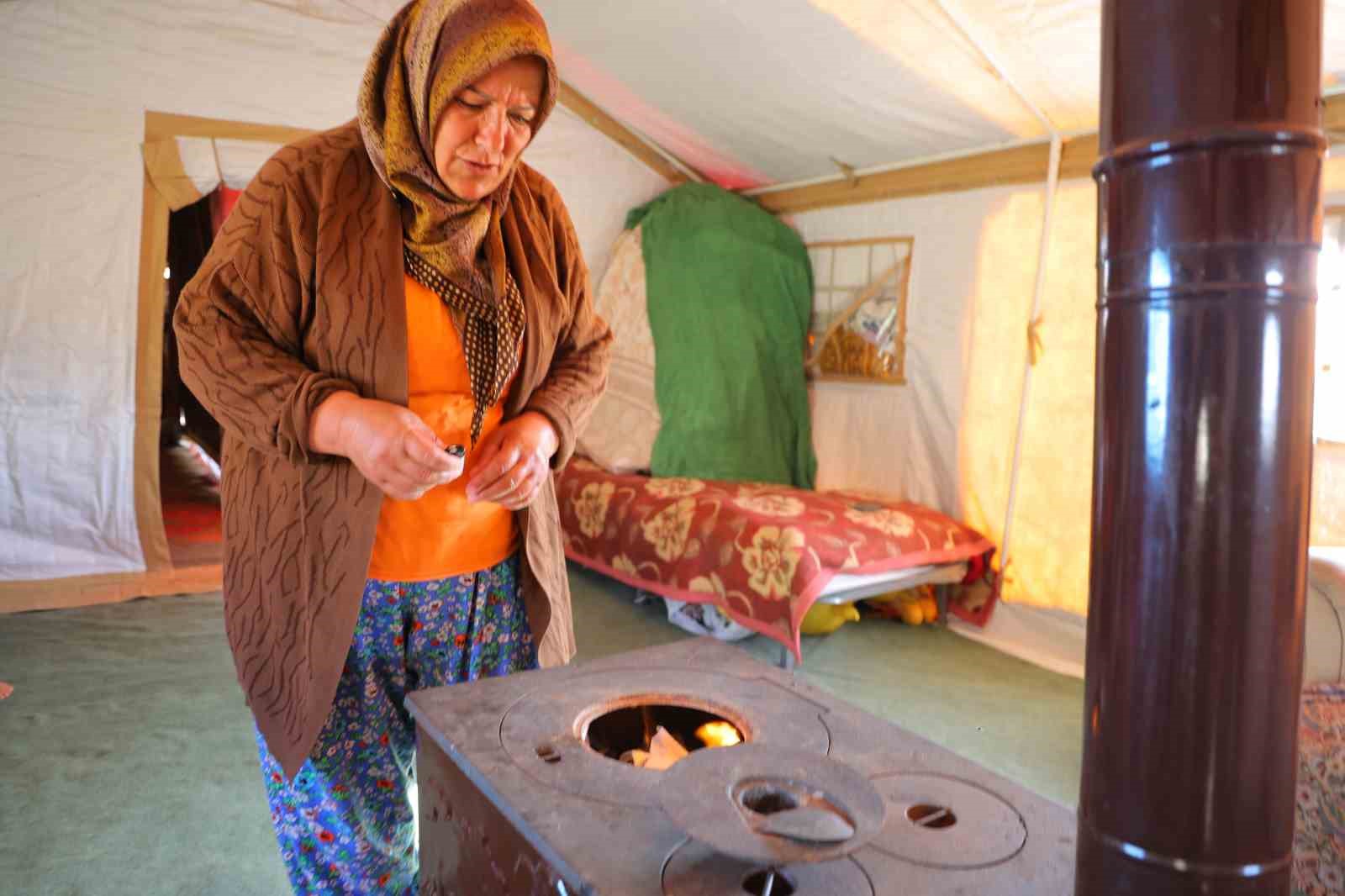 Temmuz’da soba yakıyorlar 