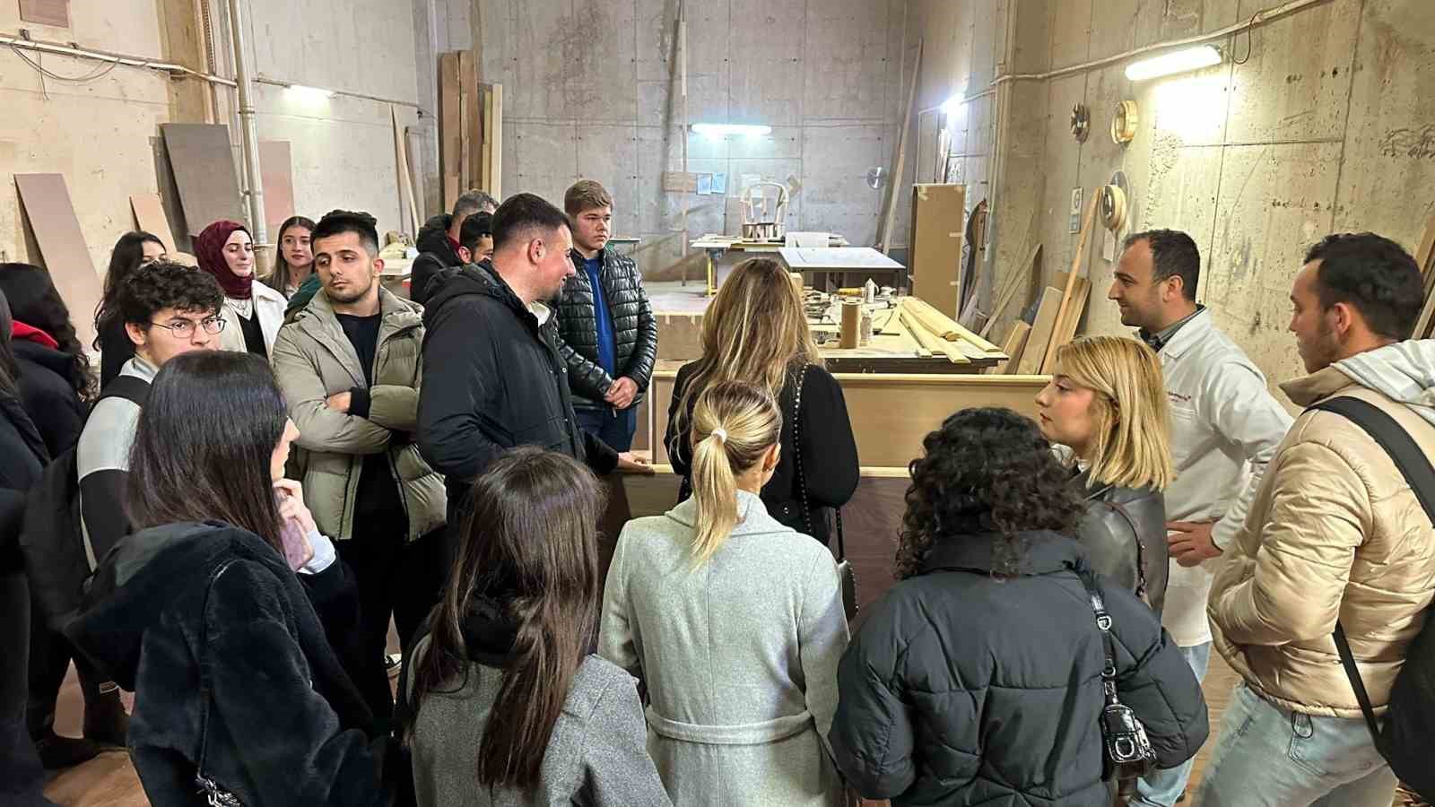 SUBÜ’de 7 yeni programa öğrenci alınacak 