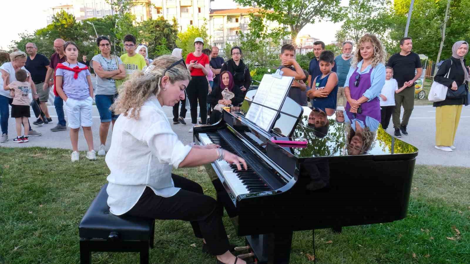 Büyükçekmece’de sanat sokaklara taştı 