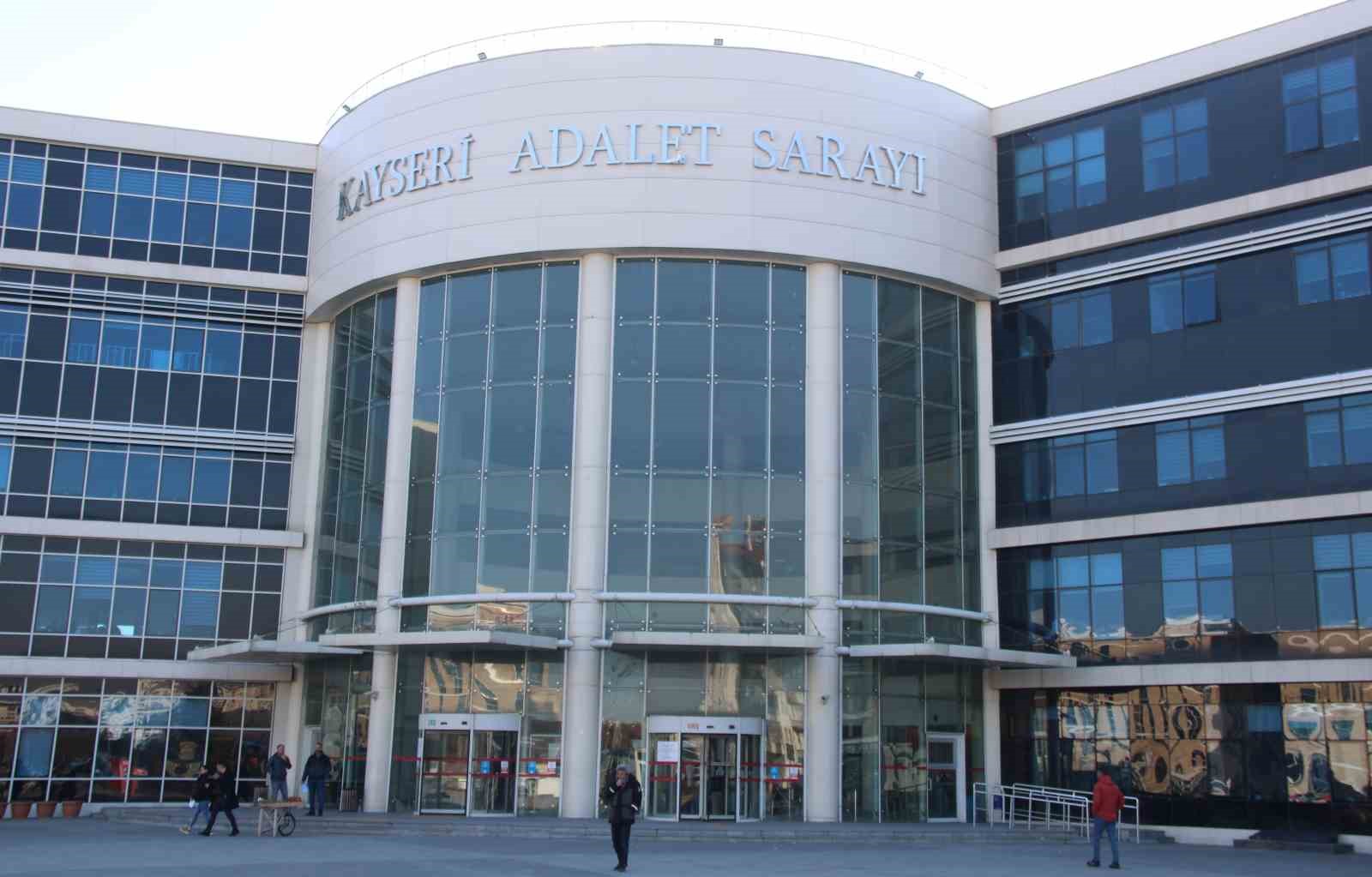 ’Uyuşturucu ticareti’ suçundan yargılanan sanığa 15 yıl 9 ay hapis cezası