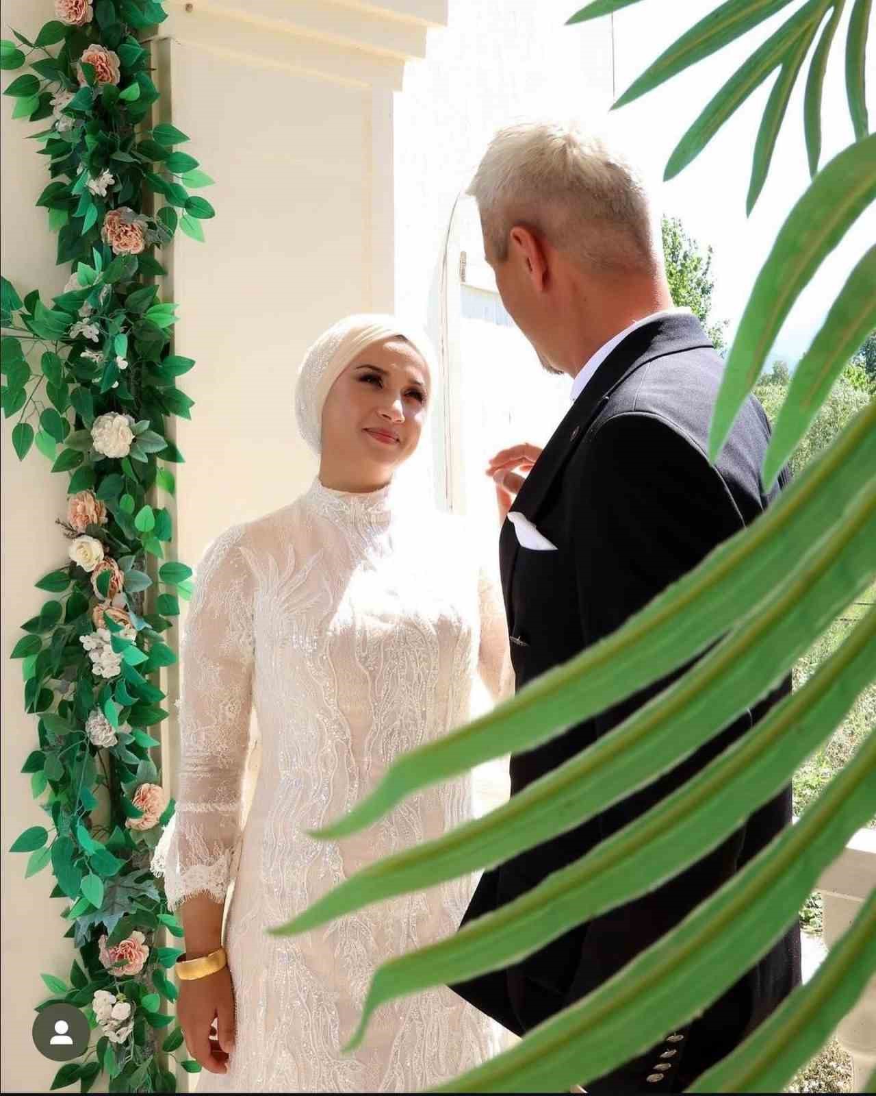 12 yıllık eşini öldüren müzisyen koca ikinci kez hakim karşısına çıktı 