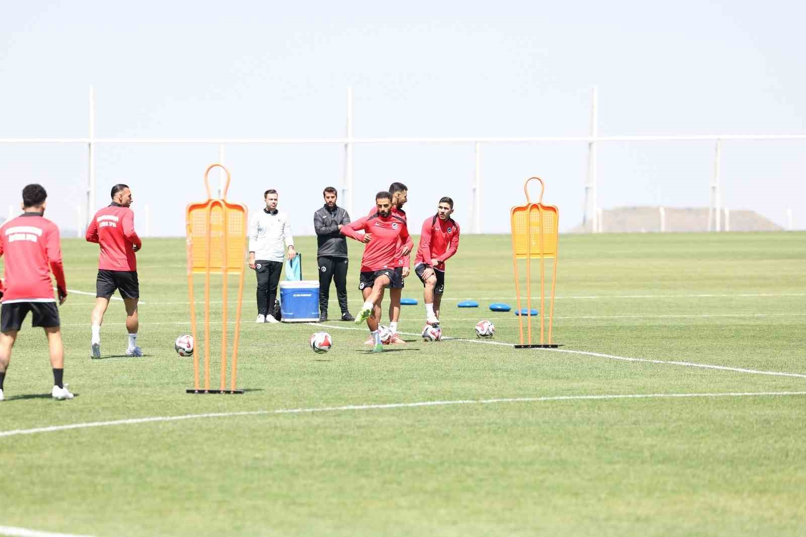 Erciyes Yüksek İrtifa Kamp Merkezi, Türkiye’ye örnek oluyor 