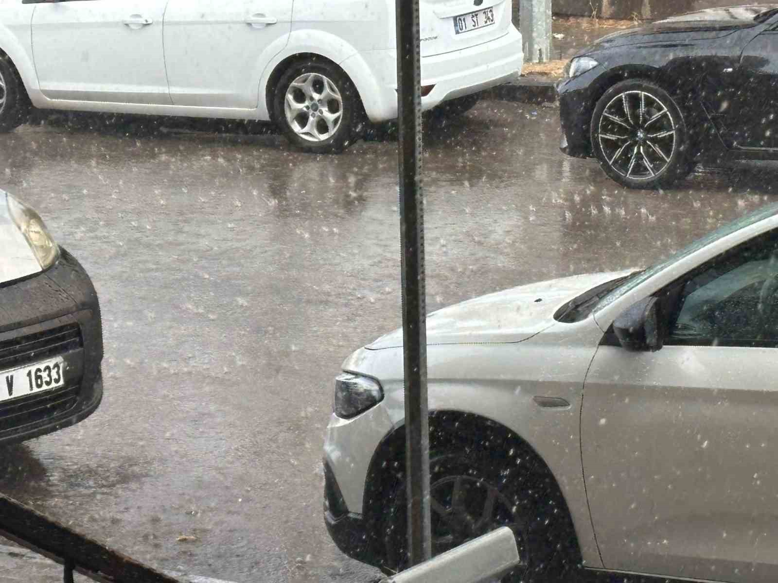 Gaziantep’te sağanak ve dolu 