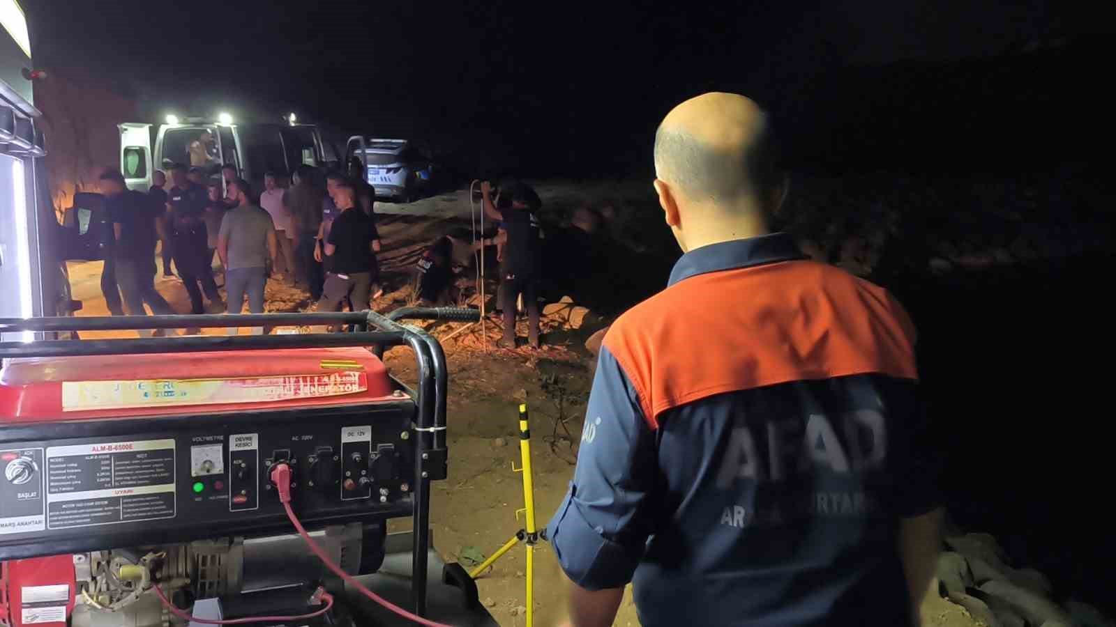 Serinlemek için girdiği gölette hayatını kaybetti 