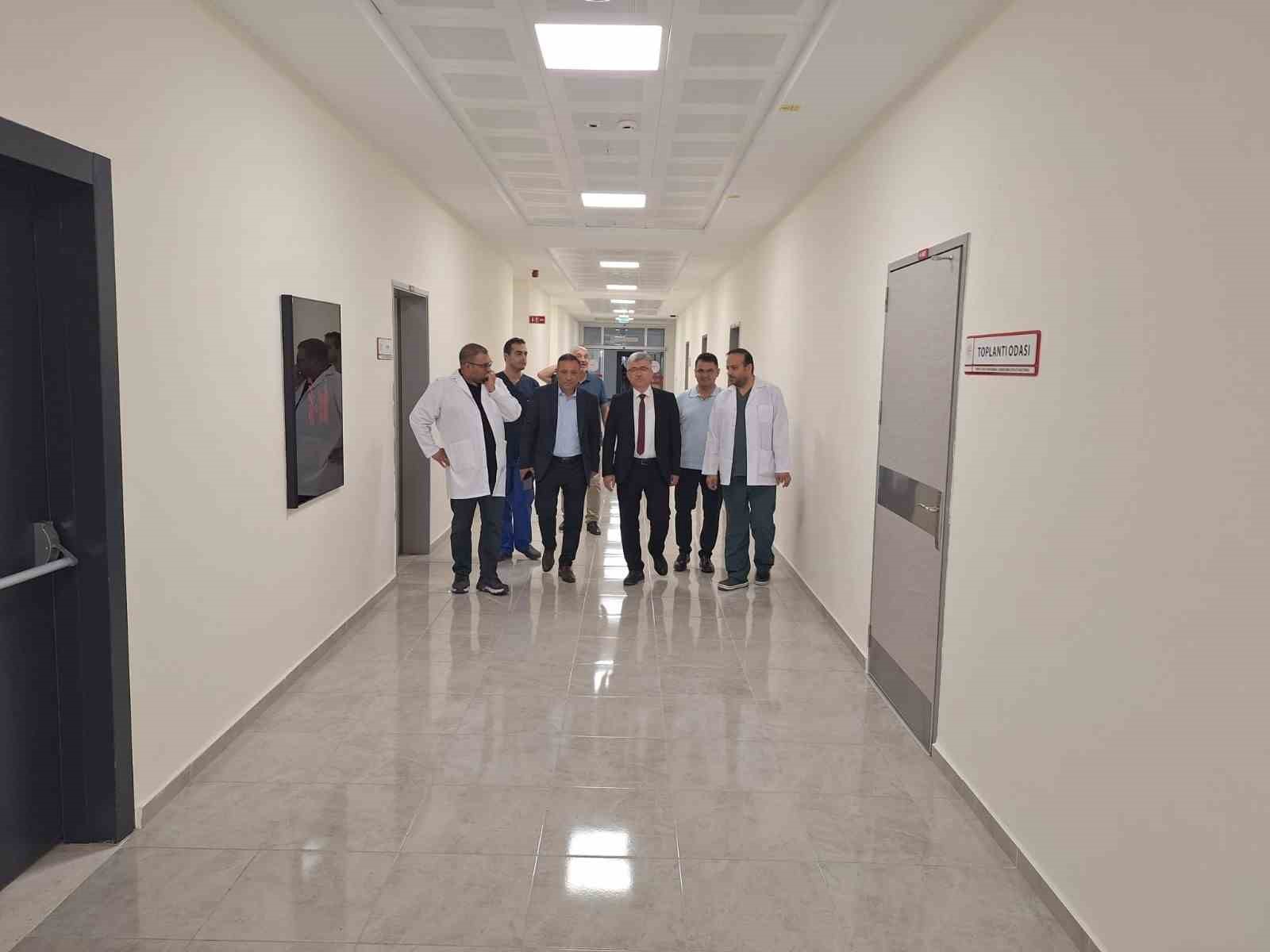 Yerköy’deki yeni devlet hastanesinde ilk ameliyat yapıldı 