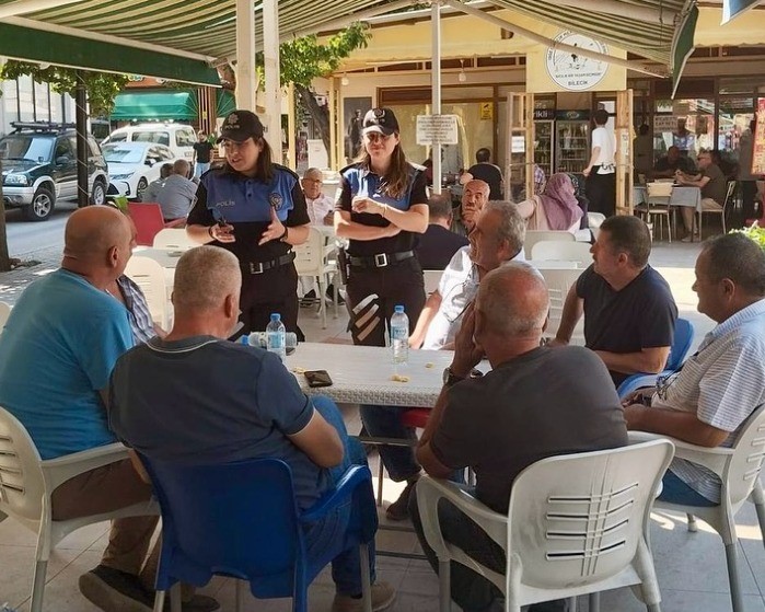 Bilecik polisinden vatandaşı bilgilendirme çalışmaları 