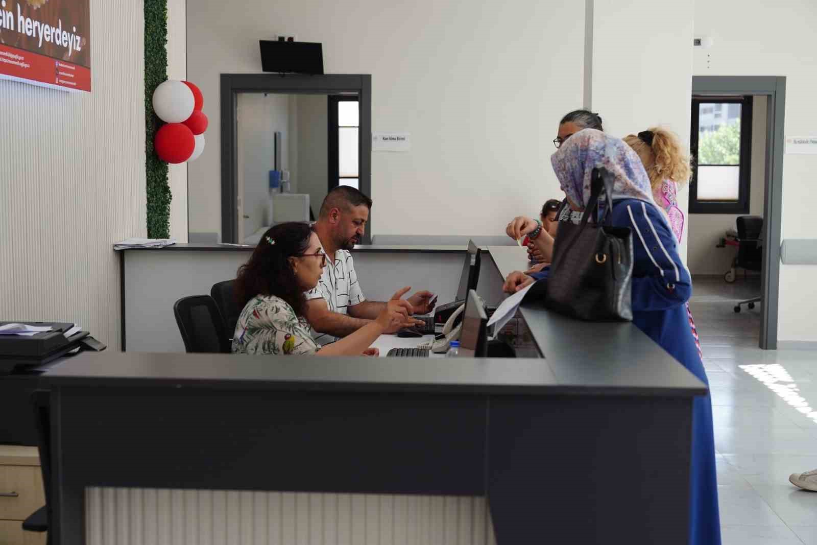 Menemen’de hastane konforunda poliklinik 