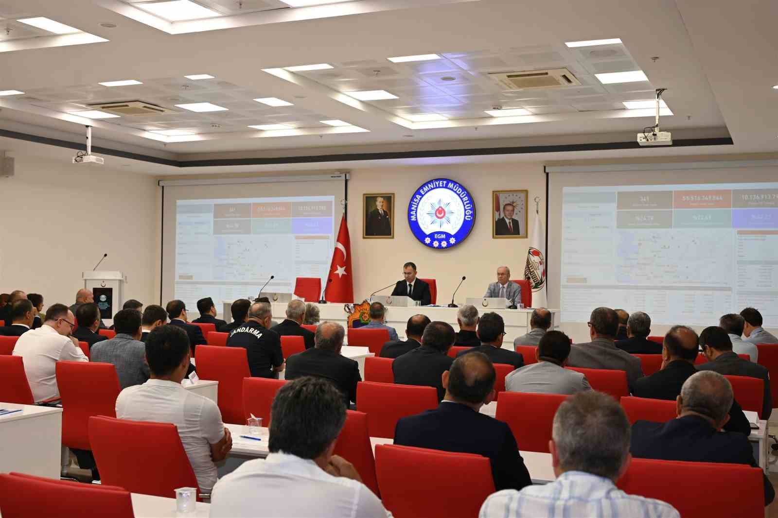 Manisa’da 2025 yılı kamu yatırımları değerlendirildi 