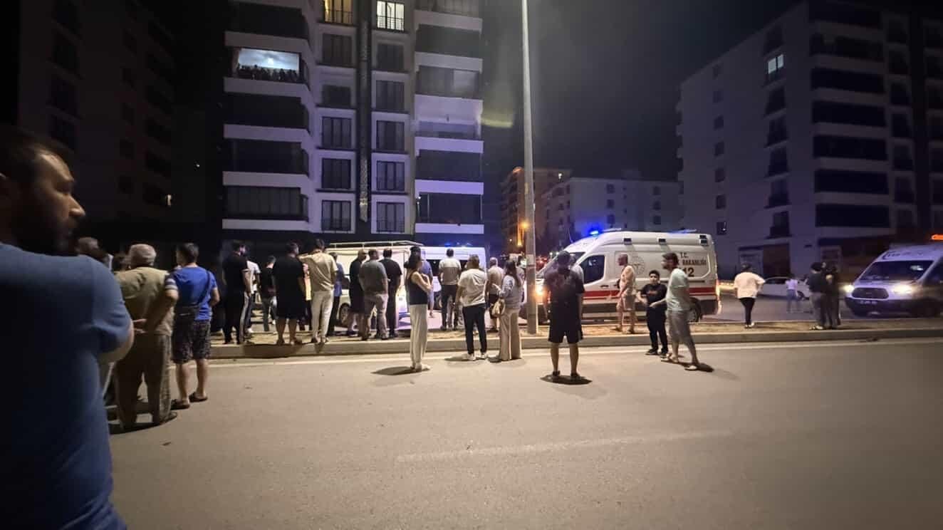 Elazığ’da pikap ile otomobil çarpıştı: 3 yaralı 