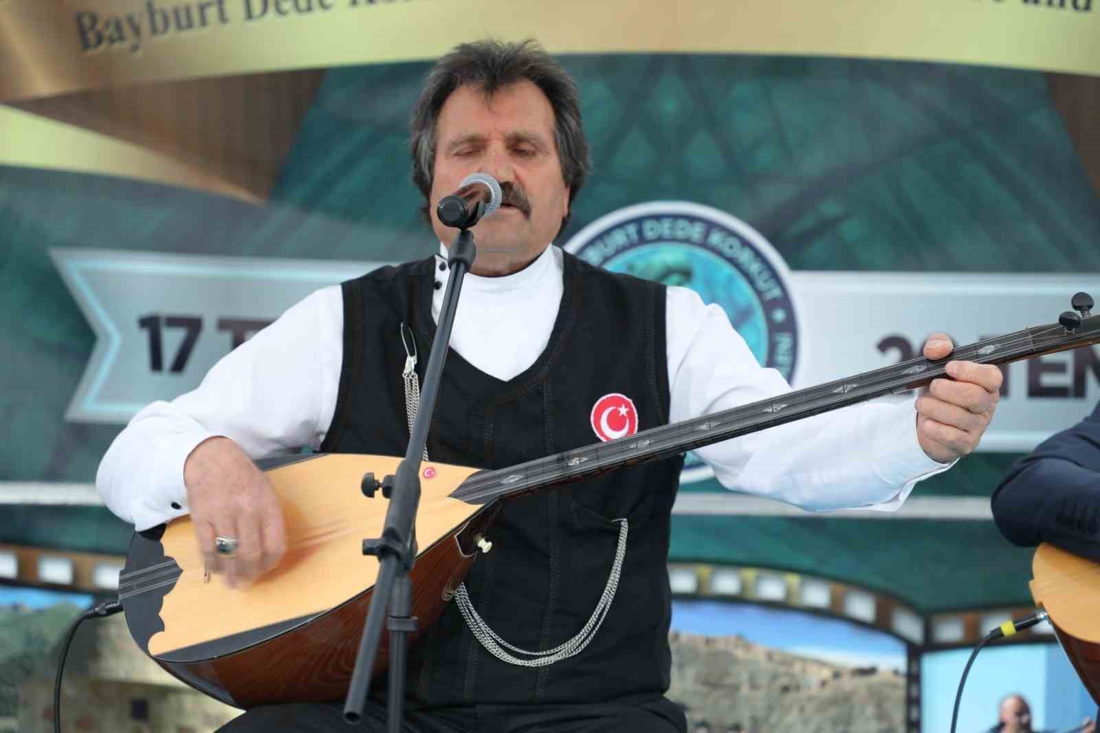 Bayburt’ta Yerel Ozanlar Konseri ve Aşıklar Şöleni düzenlendi 