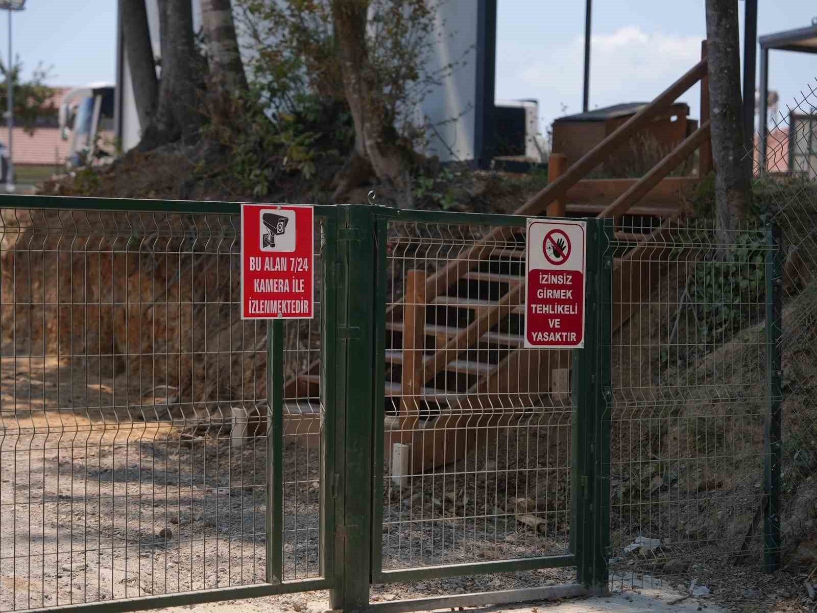 Sokak hayvanları için 80 bin metrekare rehabilitasyon merkezi 
