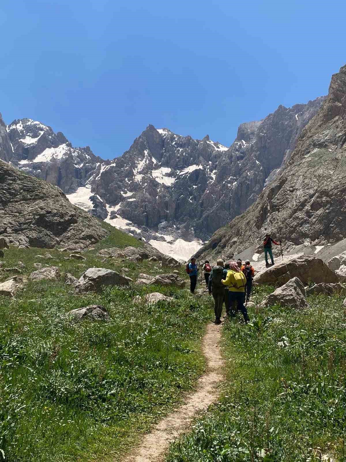 Cilo Dağı’nda buzullar hızla eriyor 
