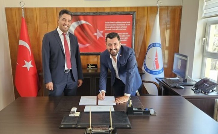 Gediz’de iki yüksekokul arasında önemli iş birliği protokolü 