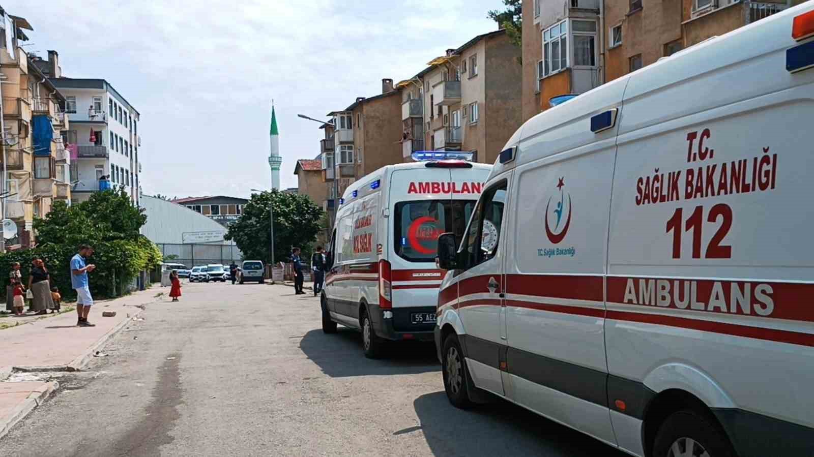 Mahalle kavgasında 1 polis yaralandı, 4 kişi gözaltında 