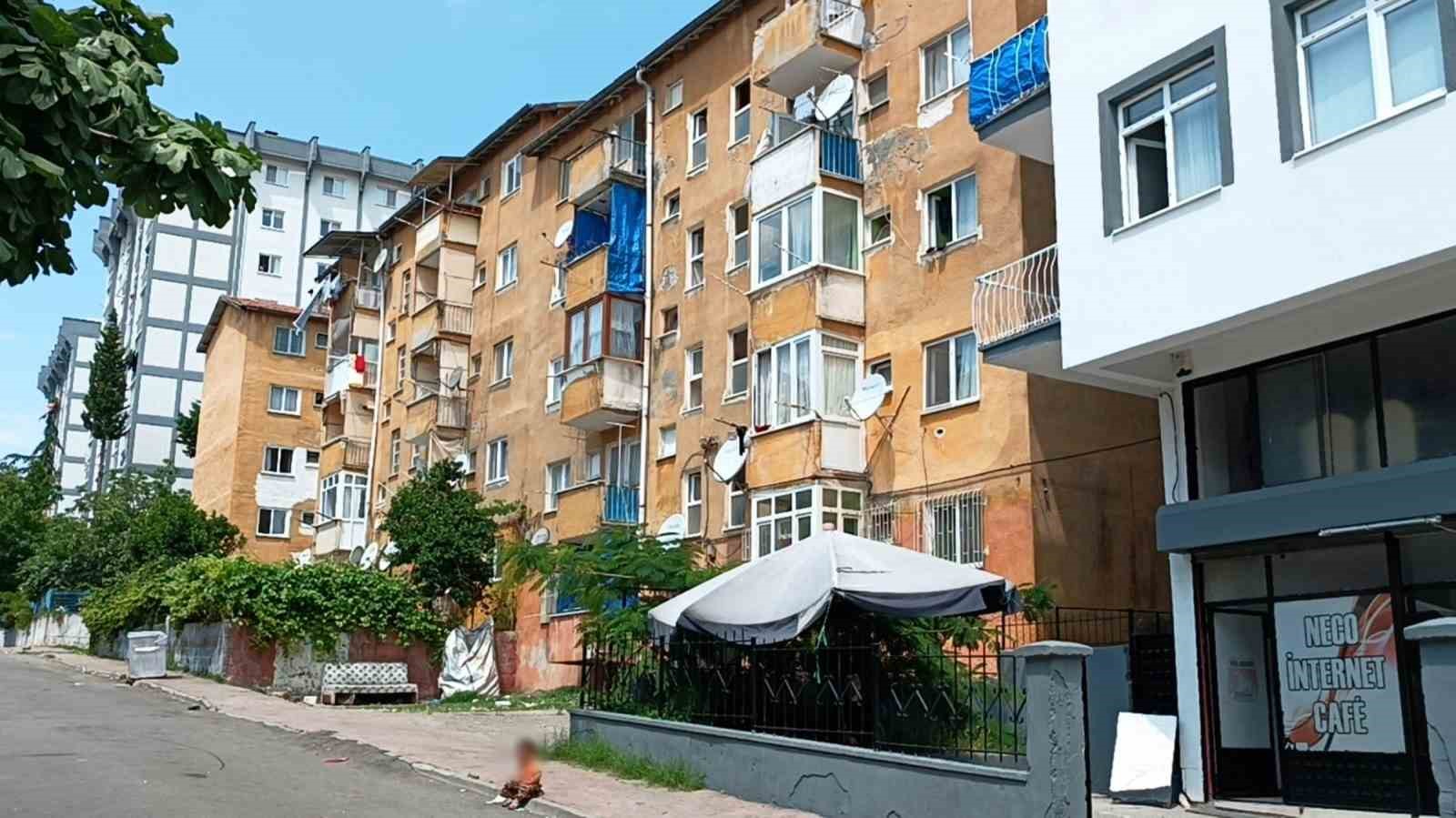 Mahalle kavgasında 1 polis yaralandı, 4 kişi gözaltında 
