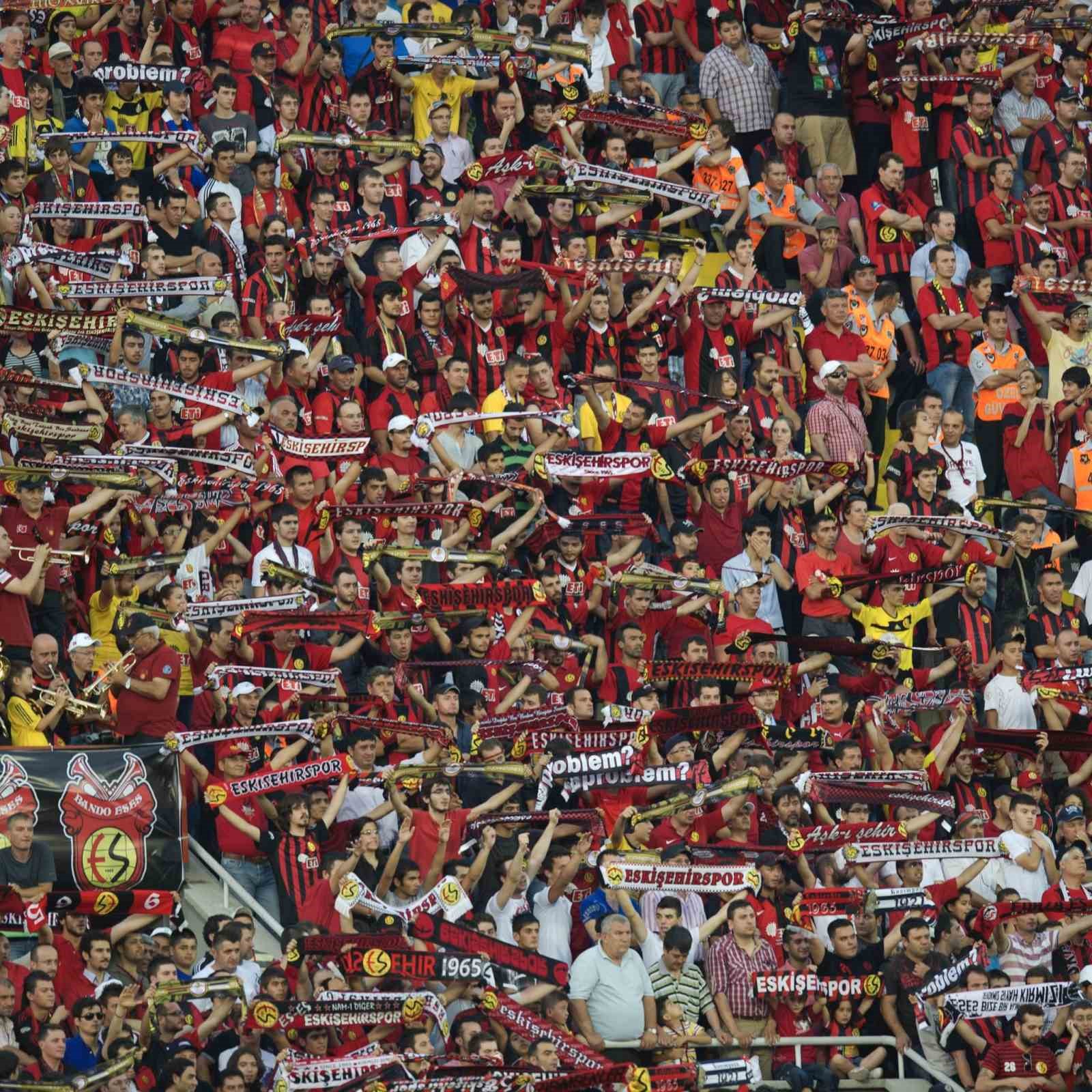 Eskişehirspor, St. Johnstone kardeşliği 13 yıldır devam ediyor 